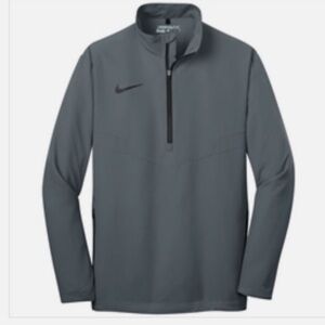 Nike Golf 1/2 zip light weight jacket medium size